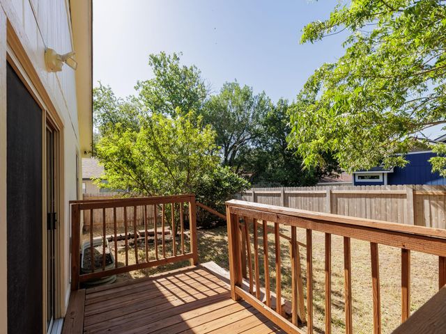 1811 Rainy Meadows DR, Austin, TX 78758