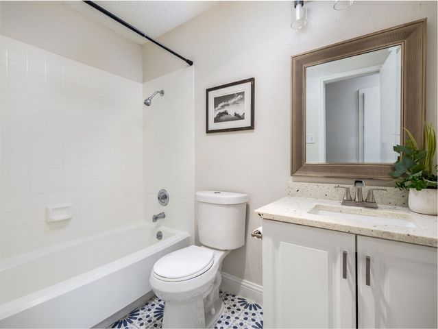 1811 Rainy Meadows DR, Austin, TX 78758