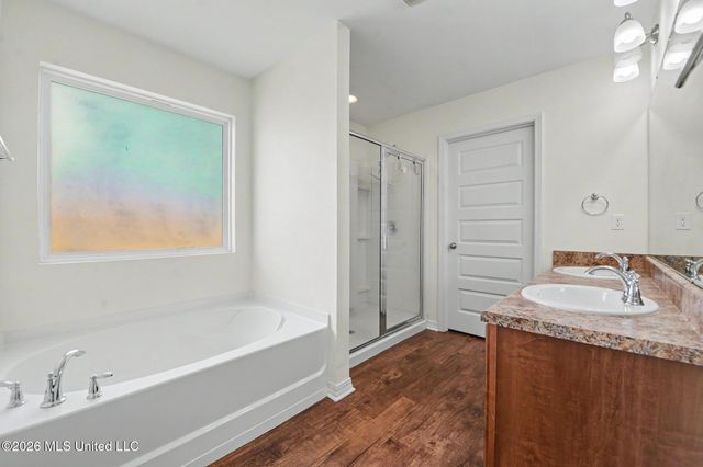 35 Whisperwood Lane, Ocean Springs, MS 39564