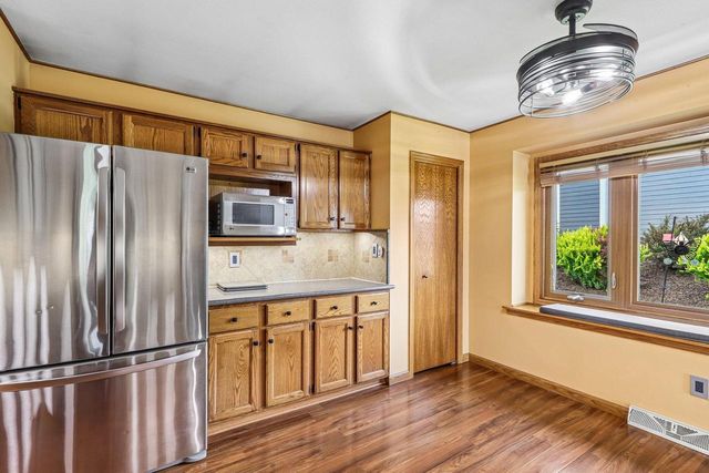 W235N6482 Outer Circle DRIVE, Sussex, WI 53089