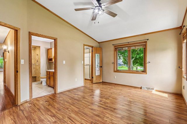W235N6482 Outer Circle DRIVE, Sussex, WI 53089