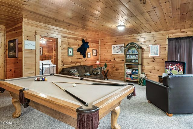 830 Black Bear Cub Way, Sevierville, TN 37862