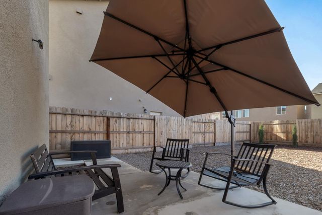 2207 S Crumal Street, Visalia, CA 93292