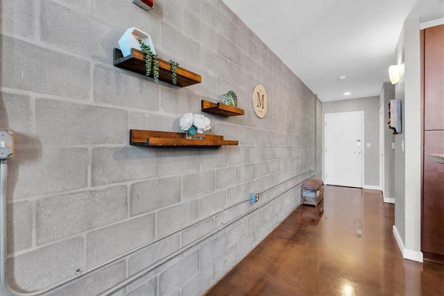 2001 E 2ND AVENUE 5, Tampa, FL 33605