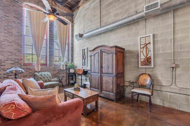 2001 E 2ND AVENUE 5, Tampa, FL 33605