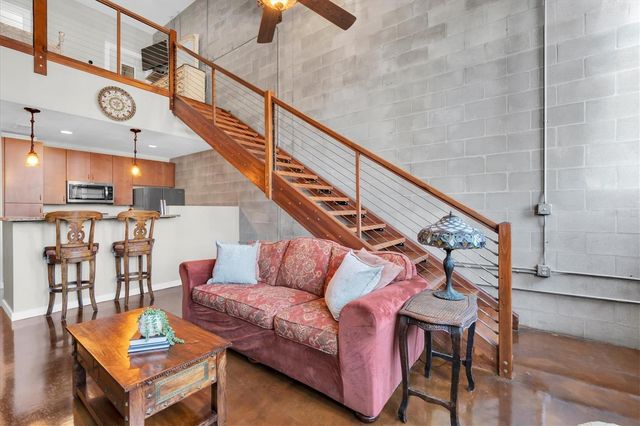 2001 E 2ND AVENUE 5, Tampa, FL 33605