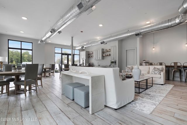 2501 Bienville Boulevard, 237, Ocean Springs, MS 39564