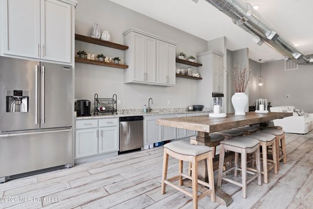 2501 Bienville Boulevard, 237, Ocean Springs, MS 39564