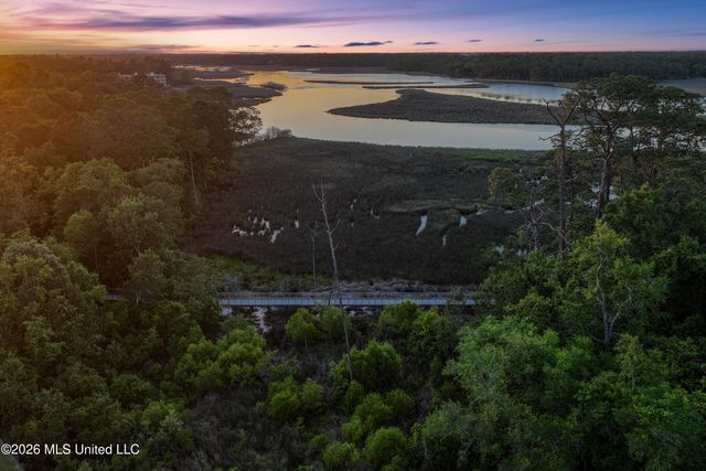 2501 Bienville Boulevard, 237, Ocean Springs, MS 39564