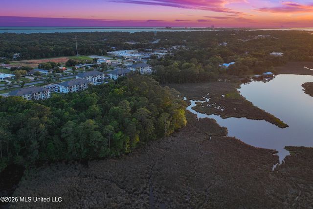 2501 Bienville Boulevard, 237, Ocean Springs, MS 39564