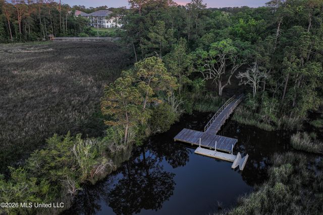 2501 Bienville Boulevard, 237, Ocean Springs, MS 39564