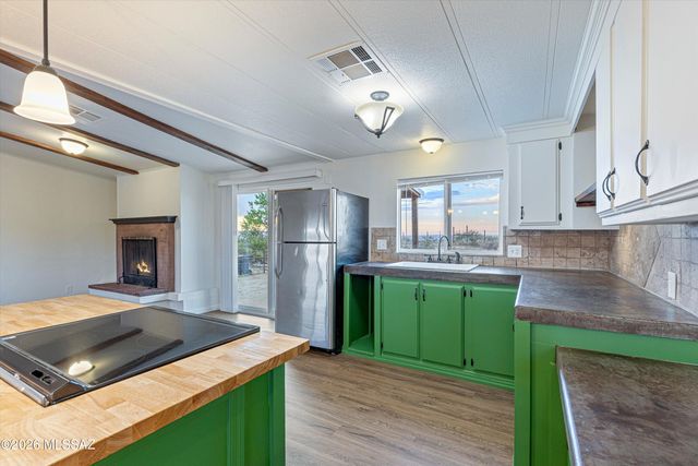 1665 W Oracle Ranch Road, Oracle, AZ 85623