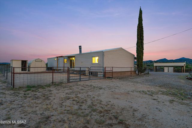 1665 W Oracle Ranch Road, Oracle, AZ 85623