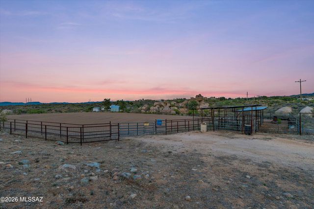 1665 W Oracle Ranch Road, Oracle, AZ 85623