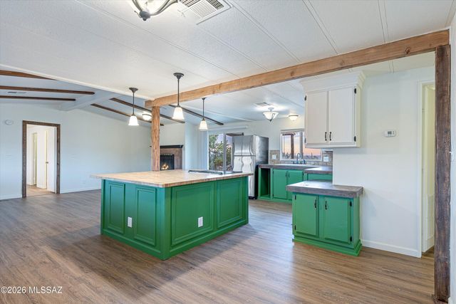 1665 W Oracle Ranch Road, Oracle, AZ 85623