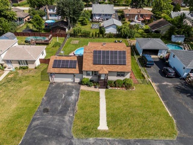 8820 W 85th Place, Justice, IL 60458