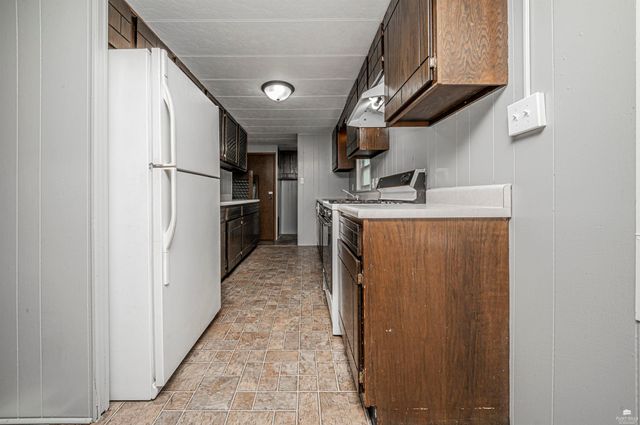 522 W 2nd Street, Junction City, KS 66441