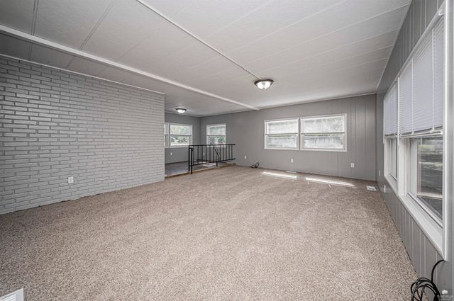 522 W 2nd Street, Junction City, KS 66441