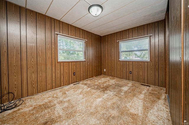 522 W 2nd Street, Junction City, KS 66441