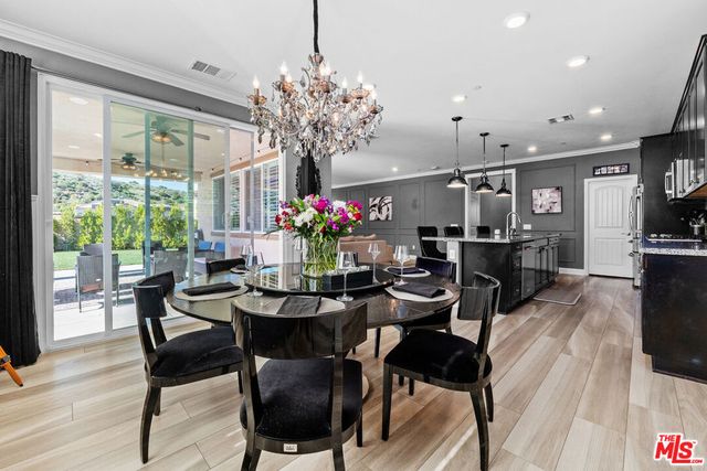 106 Redwood Grove Court, Simi Valley, CA 93065