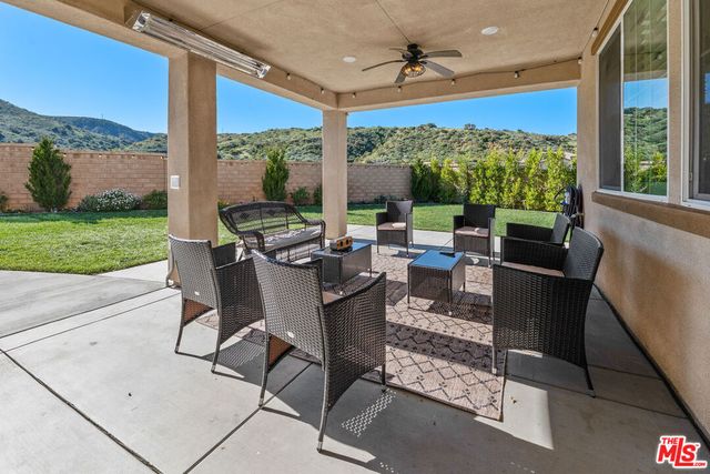 106 Redwood Grove Court, Simi Valley, CA 93065