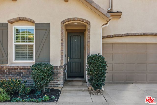 106 Redwood Grove Court, Simi Valley, CA 93065