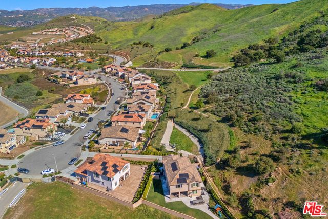 106 Redwood Grove Court, Simi Valley, CA 93065