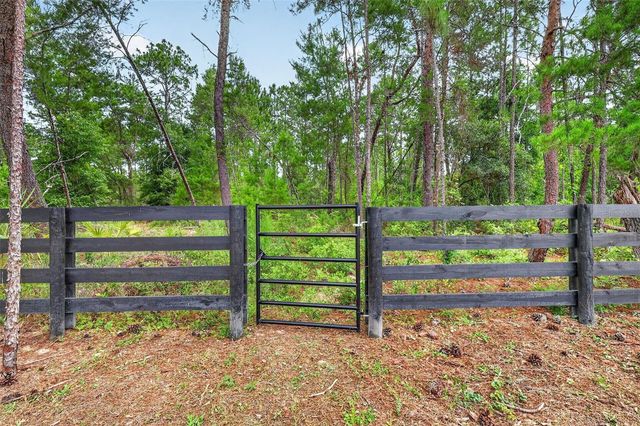 2058 COUNTY ROAD 243F, Wildwood, FL 34785