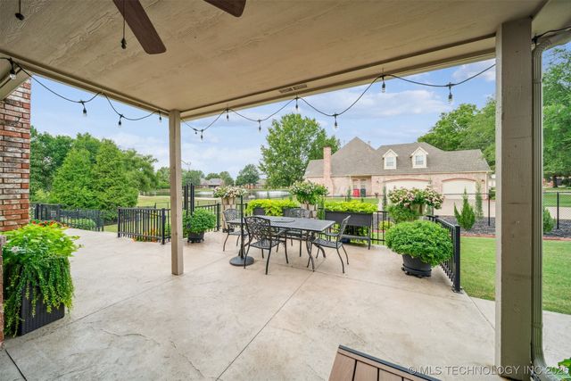 13215 E 93rd Street N, Owasso, OK 74055