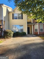 2395 Brianna Drive, Hampton, GA 30228