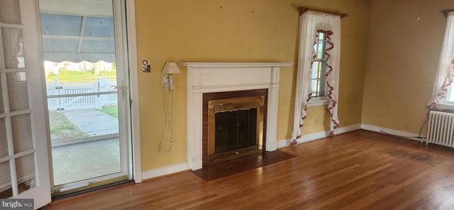 200 S. 2ND, Denton, MD 21629