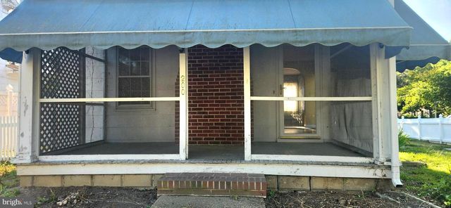 200 S. 2ND, Denton, MD 21629