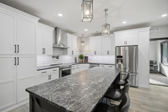 3007 15th Avenue SW, Austin, MN 55912