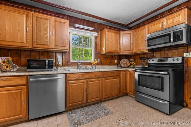 717 Shambrey Street, Fayetteville, NC 28301