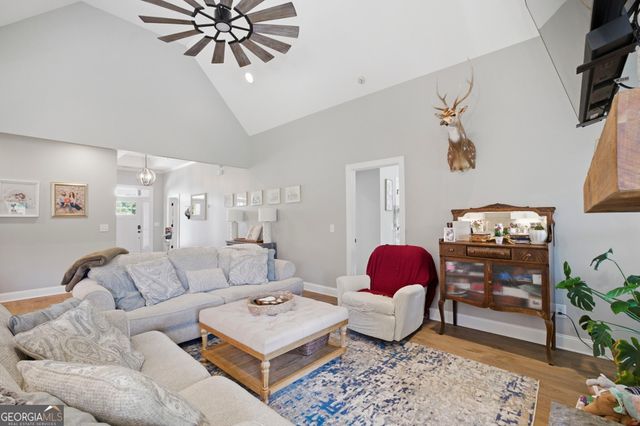 109 Mountain Laurel, Calhoun, GA 30701