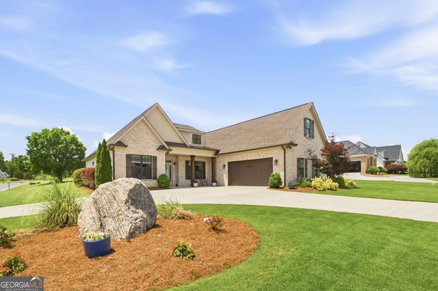 109 Mountain Laurel, Calhoun, GA 30701