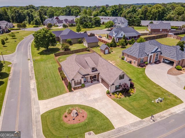 109 Mountain Laurel, Calhoun, GA 30701