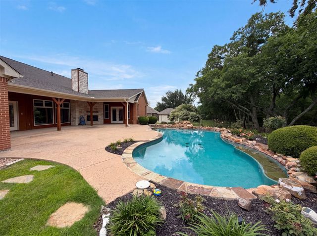 1908 Fairway Lane, Royse City, TX 75189
