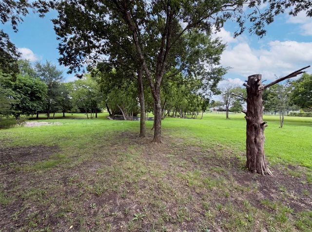1908 Fairway Lane, Royse City, TX 75189