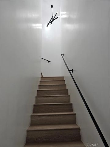 720 San Pascual Avenue, Los Angeles, CA 90042