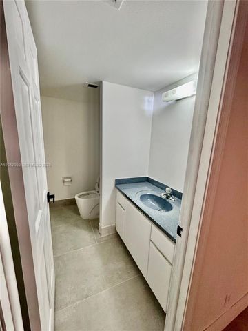 911 Ocean Drive 503, Juno Beach, FL 33408