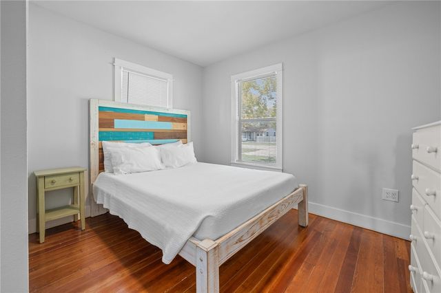 205 S 9th, Aransas Pass, TX 78336