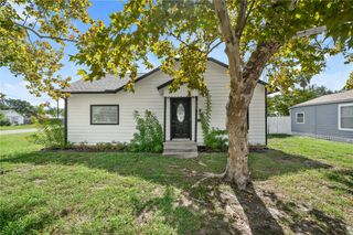 205 S 9th, Aransas Pass, TX 78336