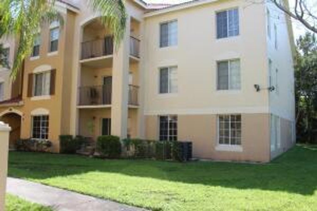4211 San Marino Boulevard 107, West Palm Beach, FL 33409