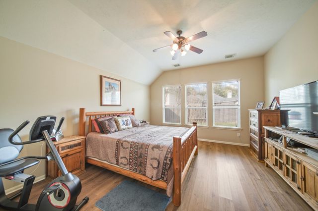 2010 Mound Lake Drive, Richmond, TX 77406