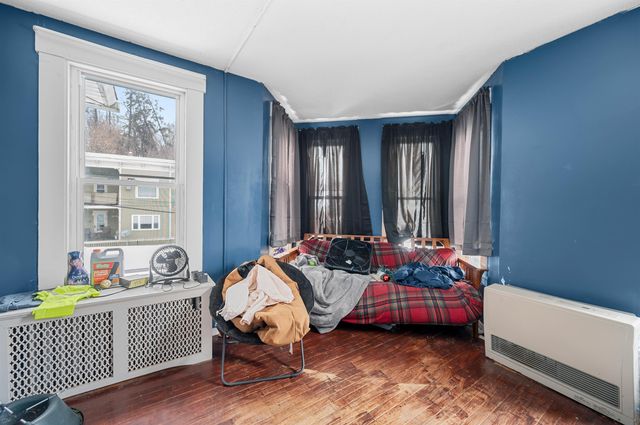 28 Pleasant Street, Barre City, VT 05641