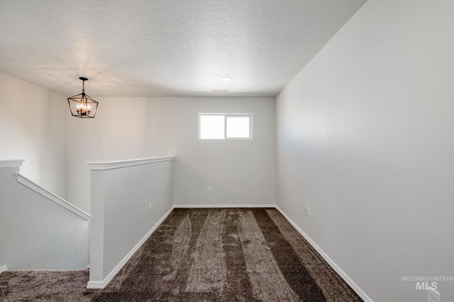 3858 E Jamestown Dr, Nampa, ID 83686