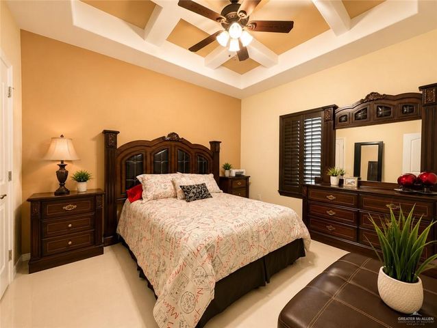 5425 San Diego Drive, Edinburg, TX 78542