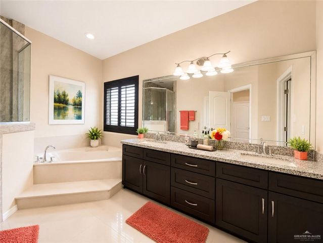 5425 San Diego Drive, Edinburg, TX 78542