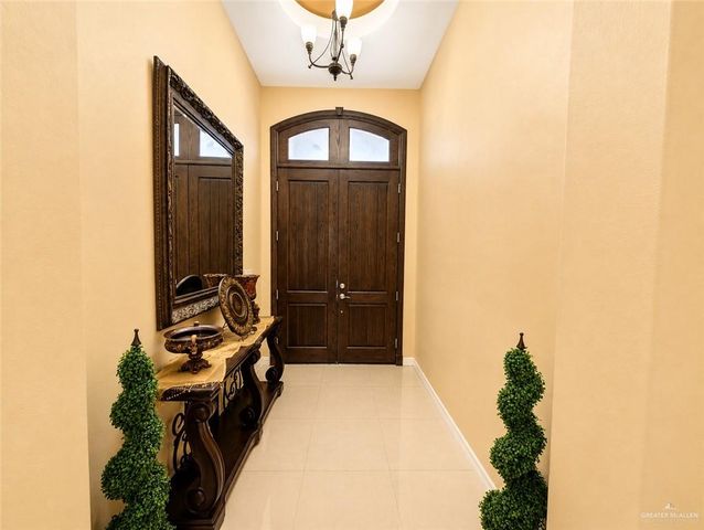 5425 San Diego Drive, Edinburg, TX 78542